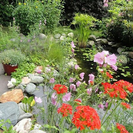 Ruhige Wohnung Mit Schoenem Eigengarten In Seeboden Am Millstaettersee Extérieur photo