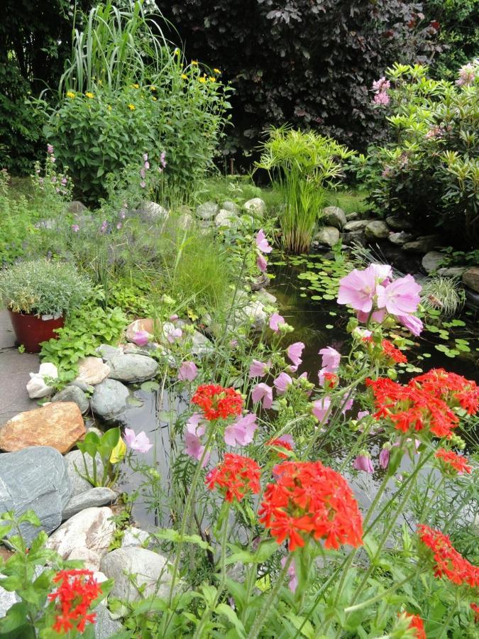 Ruhige Wohnung Mit Schoenem Eigengarten In Seeboden Am Millstaettersee Extérieur photo